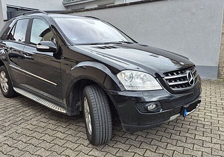 Mercedes-Benz ML 280 CDI -