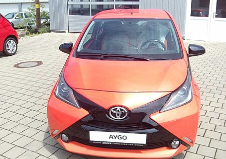 Toyota Aygo (X) Aygo 5-Türer x-play touch