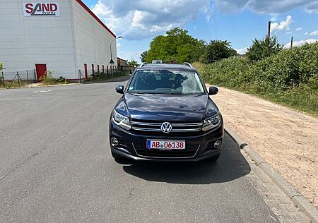 VW Tiguan Volkswagen Sport & Style BMT *Panorama*Alcantara*ALU