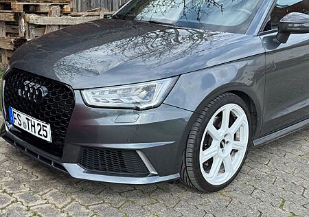 Audi S1 2.0 TFSI quattro -