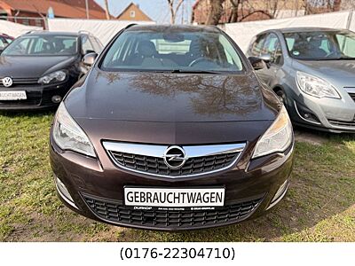 Opel Astra J Sports Tourer Selection KLIMA/AHK TÜV