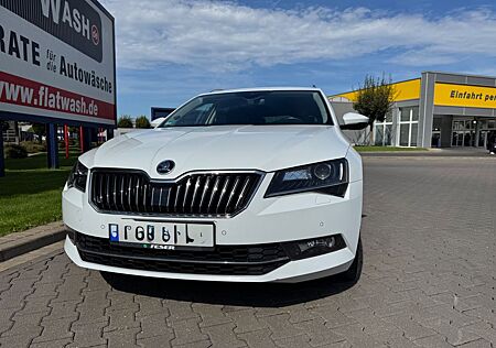Skoda Superb 2.0 TDI SCR 140kW DSG Style Combi Style