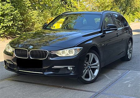 BMW 335d xDrive Touring Luxury Line Automat. Lux...