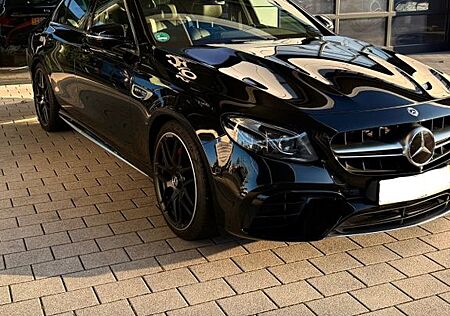 Mercedes-Benz E 63 AMG AMG E 63 S 4MATIC+ junge Sterngaranti Pano