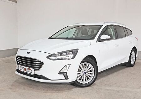 Ford Focus Turnier Titanium~AHK~LED~Kamera~Navi
