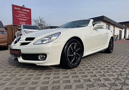 Mercedes-Benz SLK 200 SLK200RoadsterKompressor,BiXenon,Navi,Leder.....