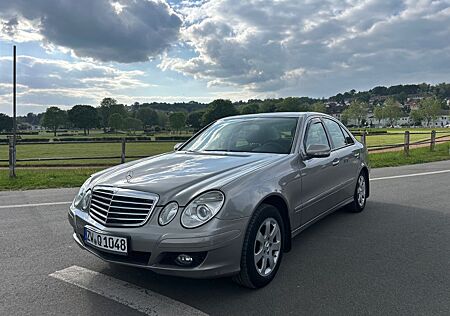 Mercedes-Benz E 200 KOMPRESSOR