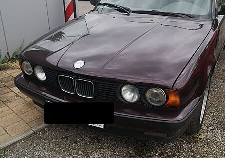 BMW 525i