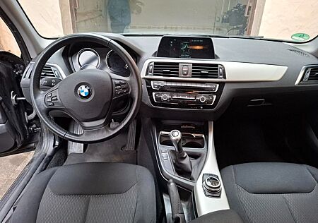 BMW 118i -