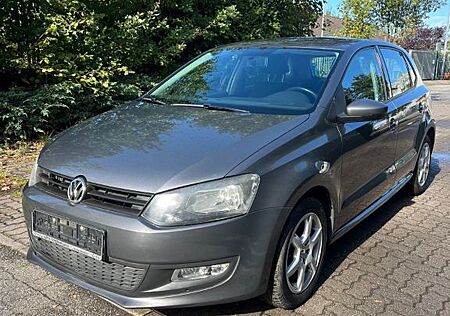 VW Polo Volkswagen 1.2, 1.Hand, TÜV/AU Neu, 8- fach bereift!