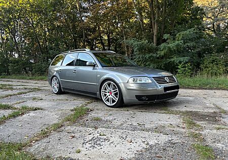 VW Passat Variant Volkswagen Passat 2.5 V6 TDI 4motion Highline KW 19 Zoll