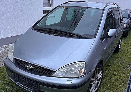 Ford Galaxy 2.8 CD-V6 24V Ghia 7-sitzig Ghia