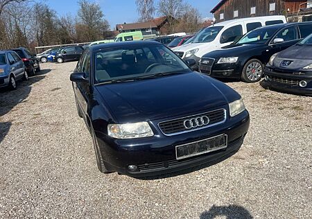 Audi A3 1.9 TDI AMBIENTE-KLIMATRONIC-1 HAND