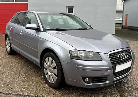 Audi A3 Sportback 1.6 FSI Attraction Klimaaut TÜV NEU