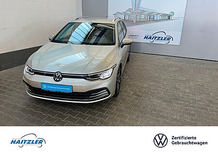 VW Golf Volkswagen VIII Var. Move 1,0 eTSI DSG + Navi+IQ.Drive