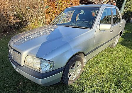Mercedes-Benz C 180 CLASSIC Classic