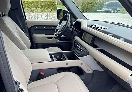 Land Rover Defender 3.0 D250 110 SE 67.000 EUR net price