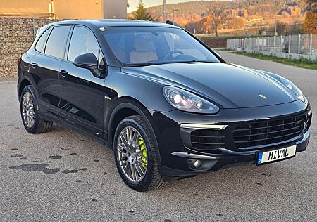 Porsche Cayenne S E-Hybrid/SoftClose/Memory/BOSE