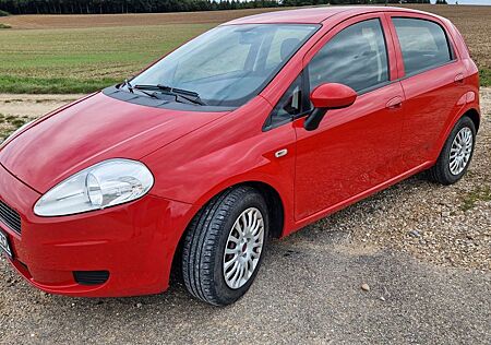Fiat Punto 1.4 8V , 77 PS, AHK, 80500 Km !!!!!TÜV neu