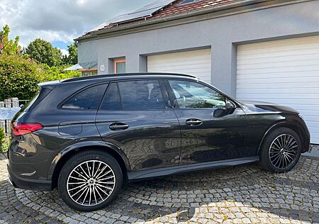 Mercedes-Benz GLC 300 d 4M AMG NIGHT PANO BISTR AHK BU