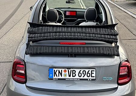 Fiat 500E La Prima by Bocelli Cabrio 42 kWh La Pr...