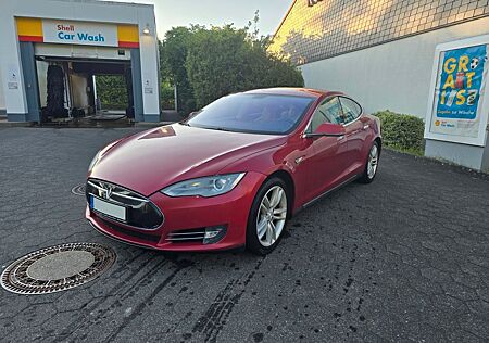 Tesla Model S 85 - Free Supercharge SC01 7 Sitzer CCS