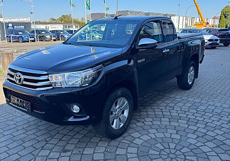 Toyota Hilux 2.4 Extra Cab D-4D 4x4*Kamera*Navi*