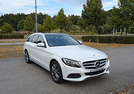 Mercedes-Benz C 250 C 250d 4MATIC T AVANTG. Autom. & AHK & Pano