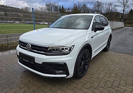 VW Tiguan Allspace Volkswagen 2.0 TDI Highline 4M R-LINE BLACK