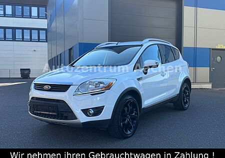 Ford Kuga Titanium 2,0 TDCI*AHK*TEMPOMAT*NAVI