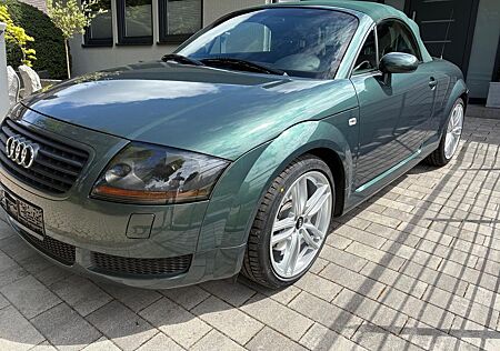 Audi TT Roadster 1.8T 132 kW -