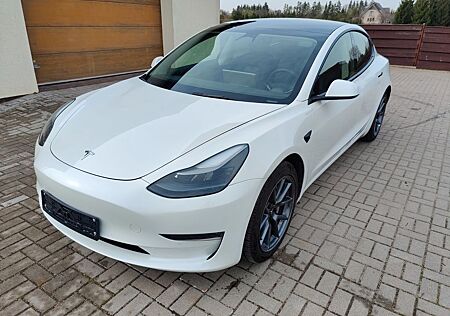 Tesla Model 3 Standard