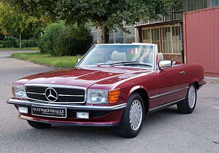 Mercedes-Benz 300 300SL R107 *Original 3.000 km*1.Hand*Schweiz*