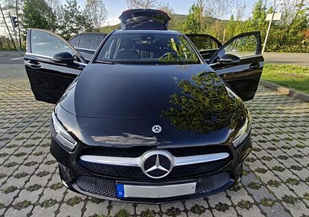 Mercedes-Benz A 180 d - Sitzheizung, Spurhaltea., PDC, Navi