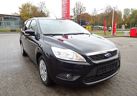 Ford Focus Turnier Style*TÜV NEU*AUTOMATIK*KLIMA