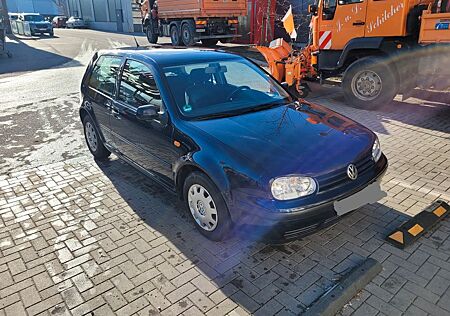 VW Golf Volkswagen 1.4 Basis