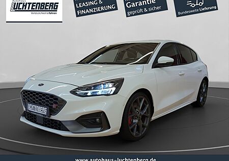 Ford Focus 2.3 ST 280PS NAVI+KAMERA+LED-LICHT+SITZHEI