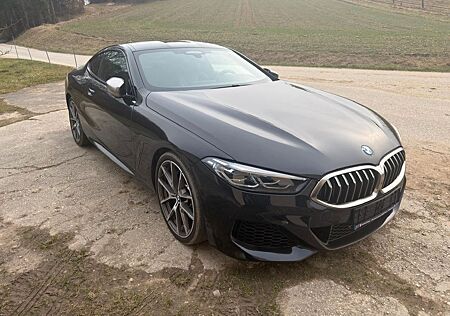 BMW M850i xDrive Coupé -