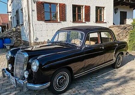 Mercedes-Benz 220 220S Oldtimer