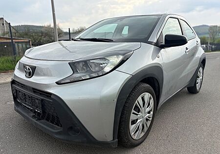 Toyota Aygo (X) Aygo (X) 1.0 KAMERA*KLIMA*NAV*TEMPOMAT*LANEASSi*