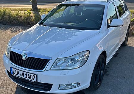 Skoda Octavia 1.8 TSI DSG Elegance Combi Elegance