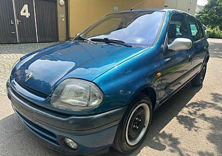 Renault Clio 1.4 RT