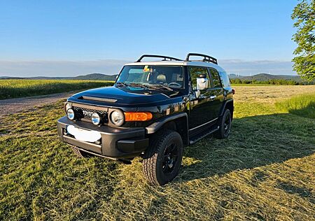 Toyota FJ Cruiser --- LPG Prins, OEM Fahrwerk TÜV NEU