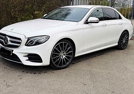 Mercedes-Benz E 220 d AMG Line