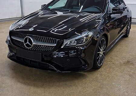 Mercedes-Benz CLA 180 Coupe AMG LINE