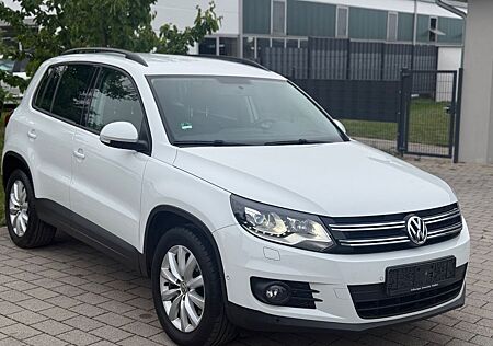 VW Tiguan Volkswagen Trend & Fun BMT* Automatik*NAVI*2015