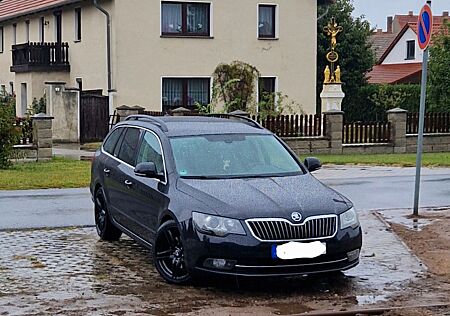 Skoda Superb 2.0 TDI 125 Green tec DSG Ambition Co...