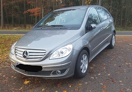 Mercedes-Benz B 170 -