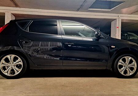 Hyundai i30 1.6 Comfort Automatik