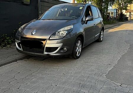 Renault Scenic Avantage 2009 1.9 dCi FAP 96kW Avanta...